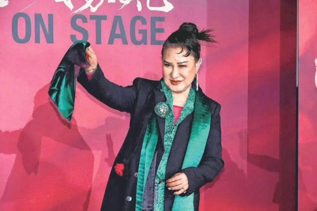 82岁杨丽花为自传纪录片站台