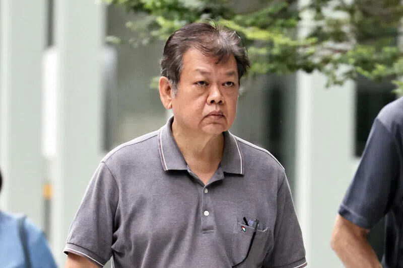 以为邻居刺破轮胎 两度朝门口泼屎尿