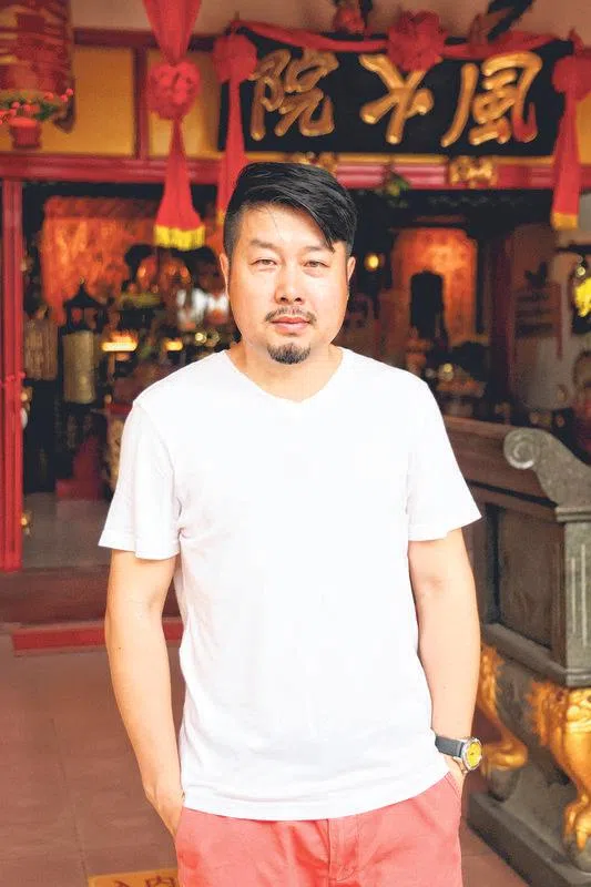 导演邹浩第一次来新加坡拍摄。（徐颖荃摄）