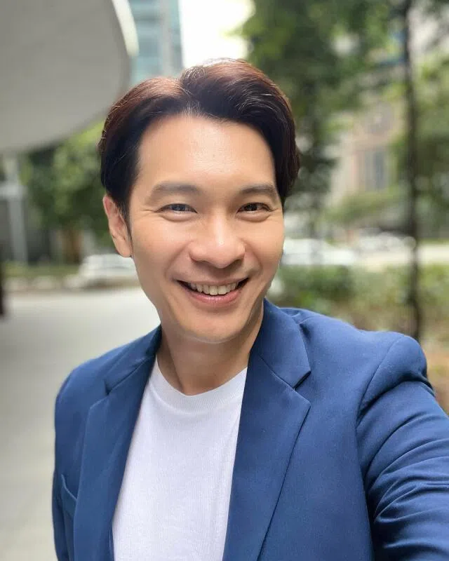 陈泓宇曾因为迟了5分钟，工作人员不让他一家四口办理登机手续。（取自网络）