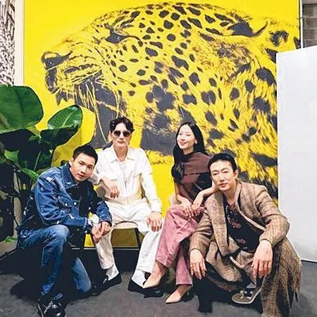 《明月共此时》几名主演出席第79届洛迦诺影展，（左起）黄冠智、Dominick Rustam、林诗安和张怀秋。（取自网络）