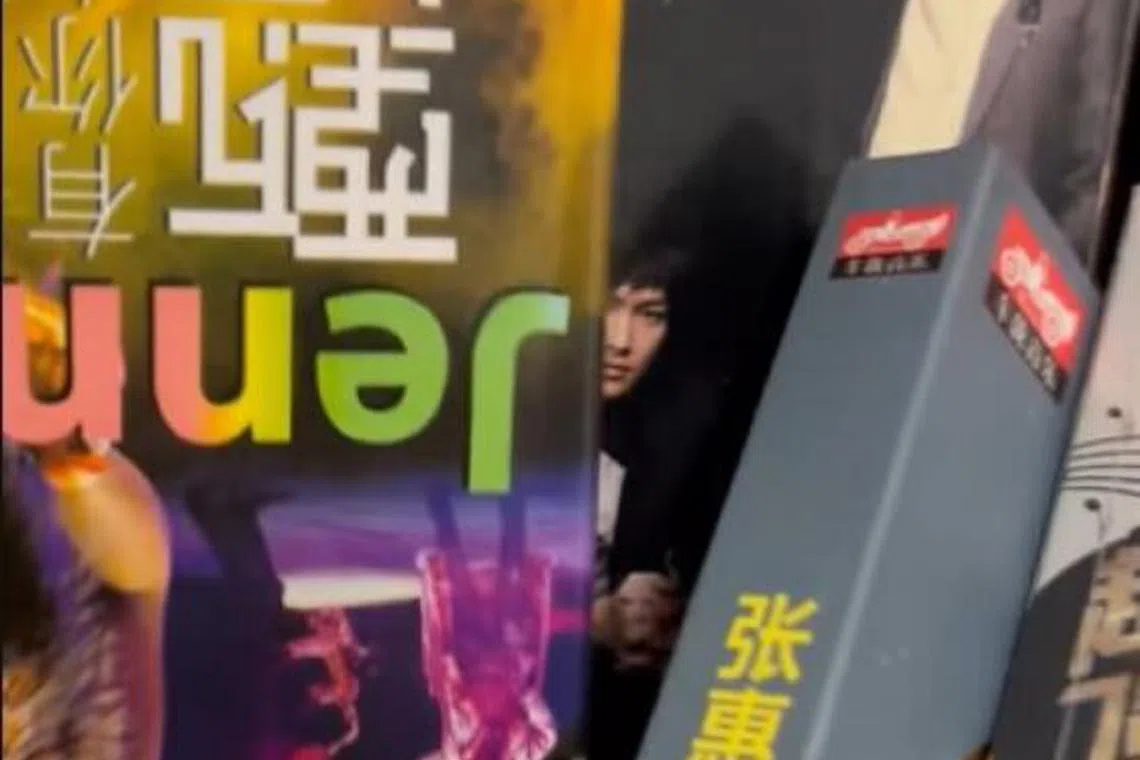 罗美仪懊恼该如何处理这些周边商品。（取自罗美仪IG截图）