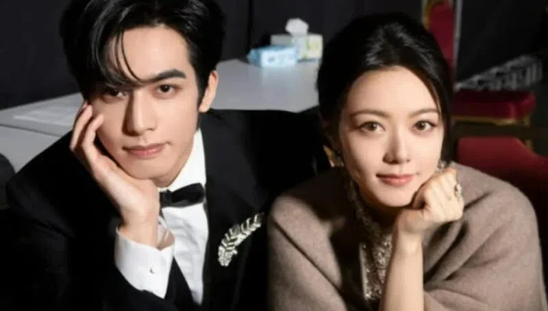 宋威龙与赵今麦在《骄阳似我》谈办公室恋情，两人过去曾有一段渊源。（互联网）