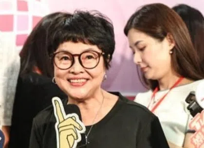 纪宝如账号被盗，也被冒名。（互联网）