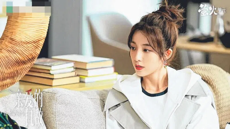 万鹏的人间清醒人设成为焦点。（取自网络）