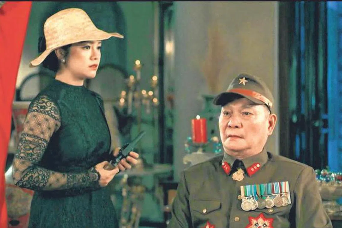 刘谦益（右）和陈芷尤（左）剧里饰演父女。（视频截图）