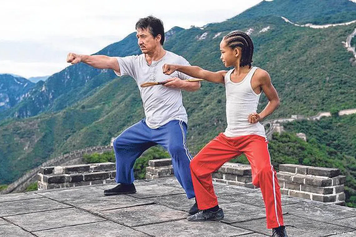 成龙2010年曾推出《龙威小子》的翻拍版《功夫梦》。（取自网络）