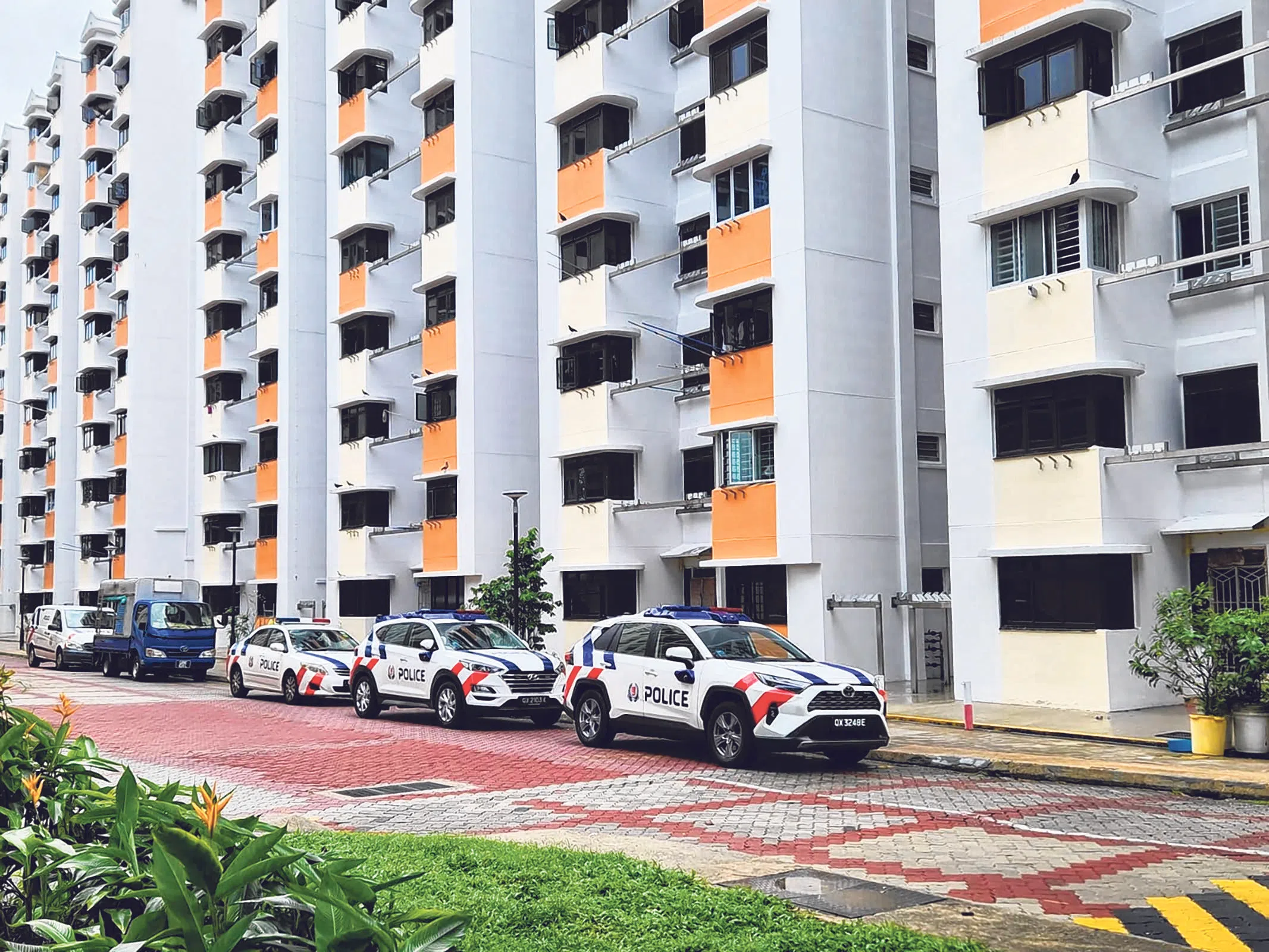 两名阿叔起冲突，惊动警方到场调查。（档案照片）