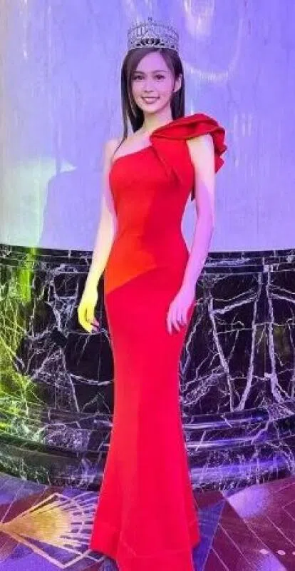 网传C小姐是“翻版孙艺真”梁超怡。（互联网）