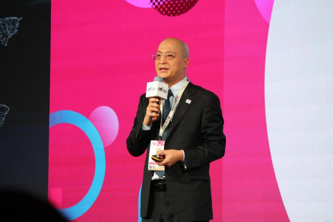 杨向华透露，2024年预计播出250部作品。（李琪雯摄）