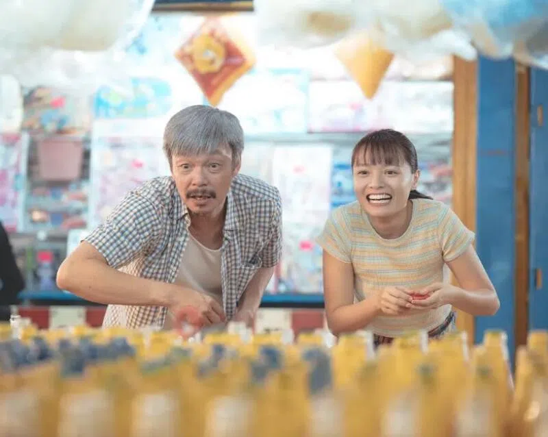 《乐园》里的李国煌对女儿娜娜无私奉献。（受访者提供）