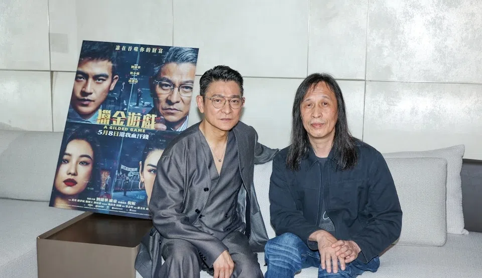 刘德华（左）和邱礼涛分别是《猎金·游戏》的监制和导演。（互联网）