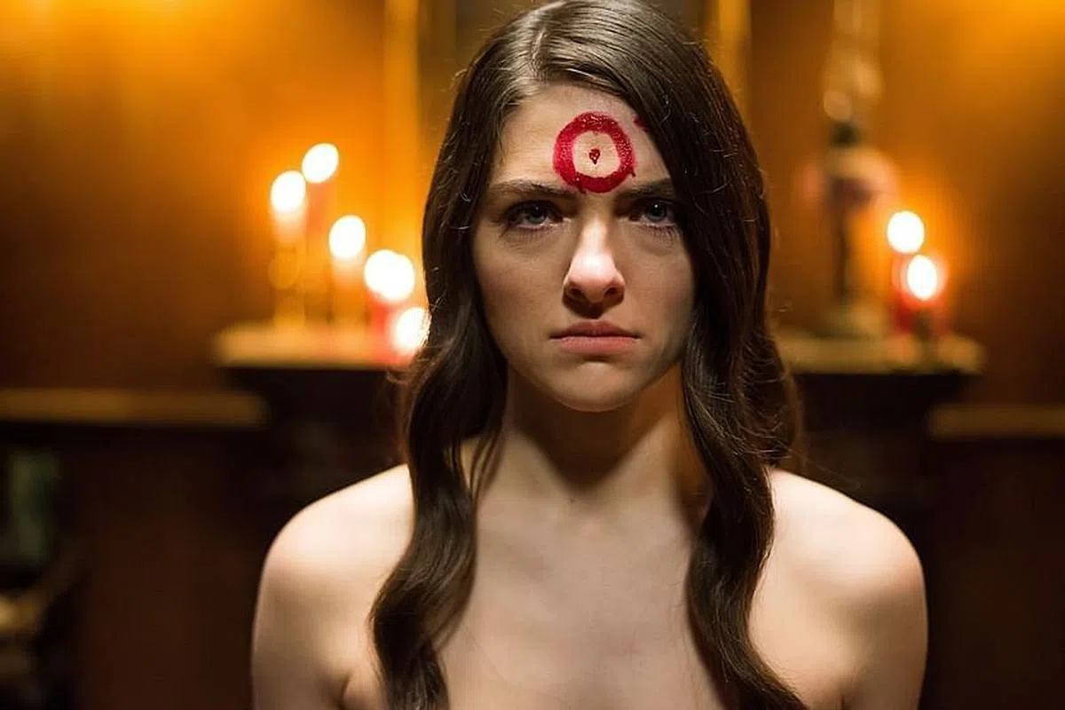 《恶魔重生》怀孕女主角遇怪事。（邵氏提供）