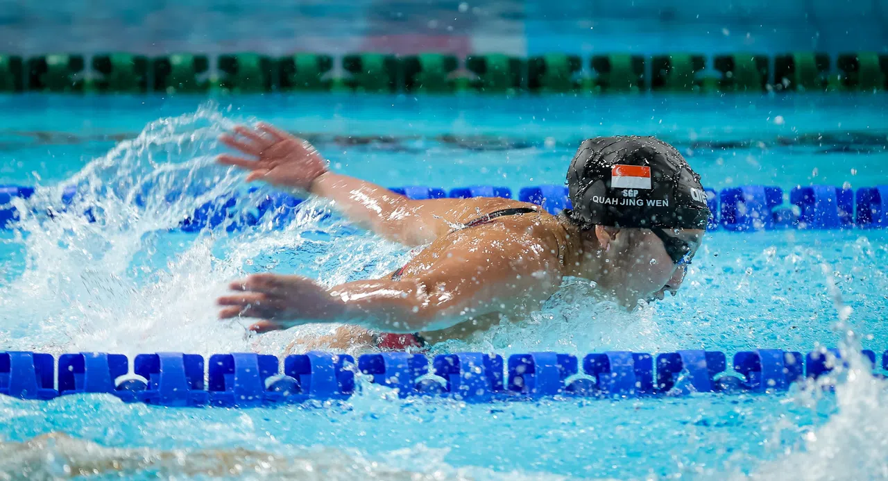 柯敬文在接力赛负责蝶泳棒。（档案照片）