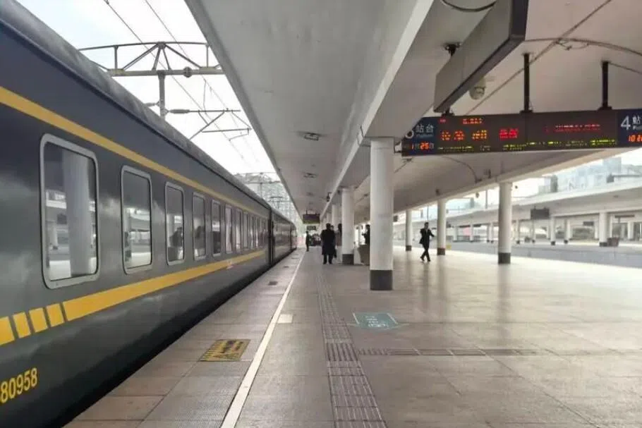 广州站全面迈入高铁时代