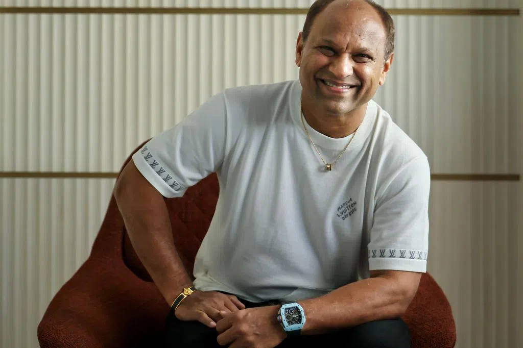 早人物：从清晨那杯水开始 极度规律造就宏业