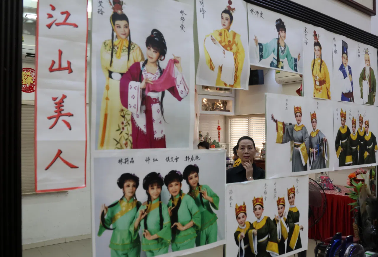 海南协会培养了许多琼剧演员，不少是本地琼剧舞台中坚。（梁麒麟摄）