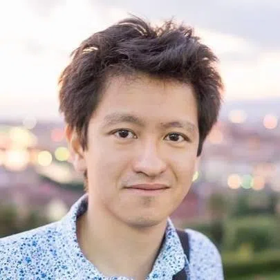 吕德耀指出，旅居美国的已故建国总理李光耀孙子李绳武（图）提供的误导性类比，让美国《纽约时报》将新加坡牵扯进针对美国政治状态的评论，并将李绳武伪装为一个受迫害的异见者。（取自脸书）