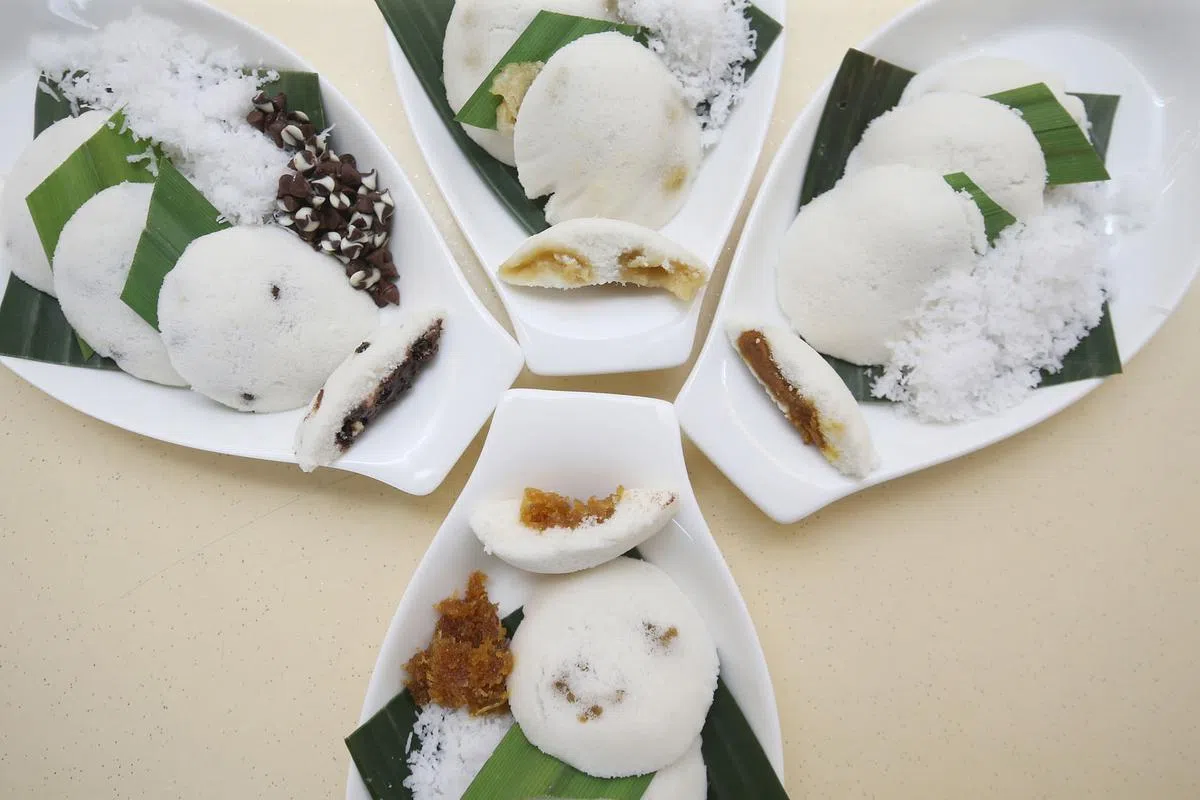 Haig Road Putu Piring多种口味的马来式嘟嘟糕。（邬福梁摄）