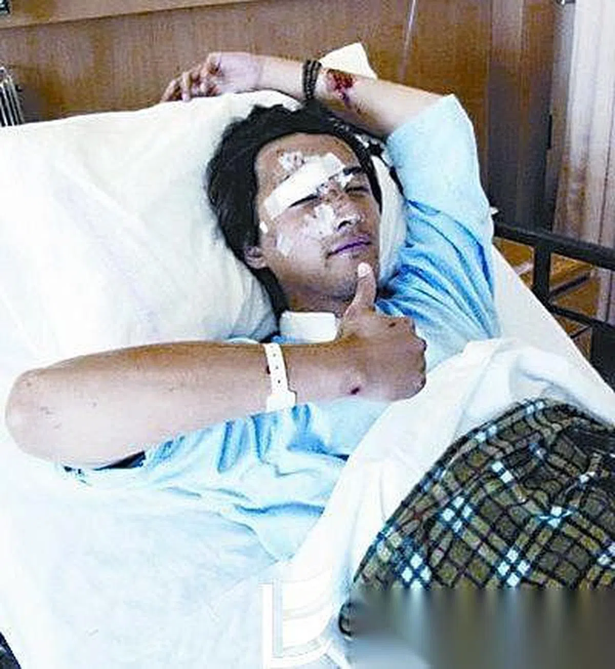 胡歌出车祸后伤势严重，花了一年的时间才痊愈。（图/互联网）