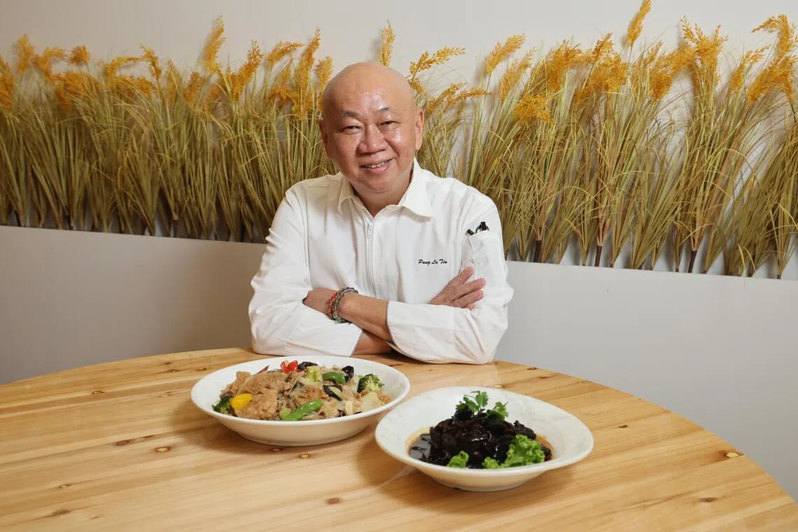 身为海南人的冯洱迅用心诠释家传菜，希望有朝一日将它们发扬光大。（唐家鸿摄）