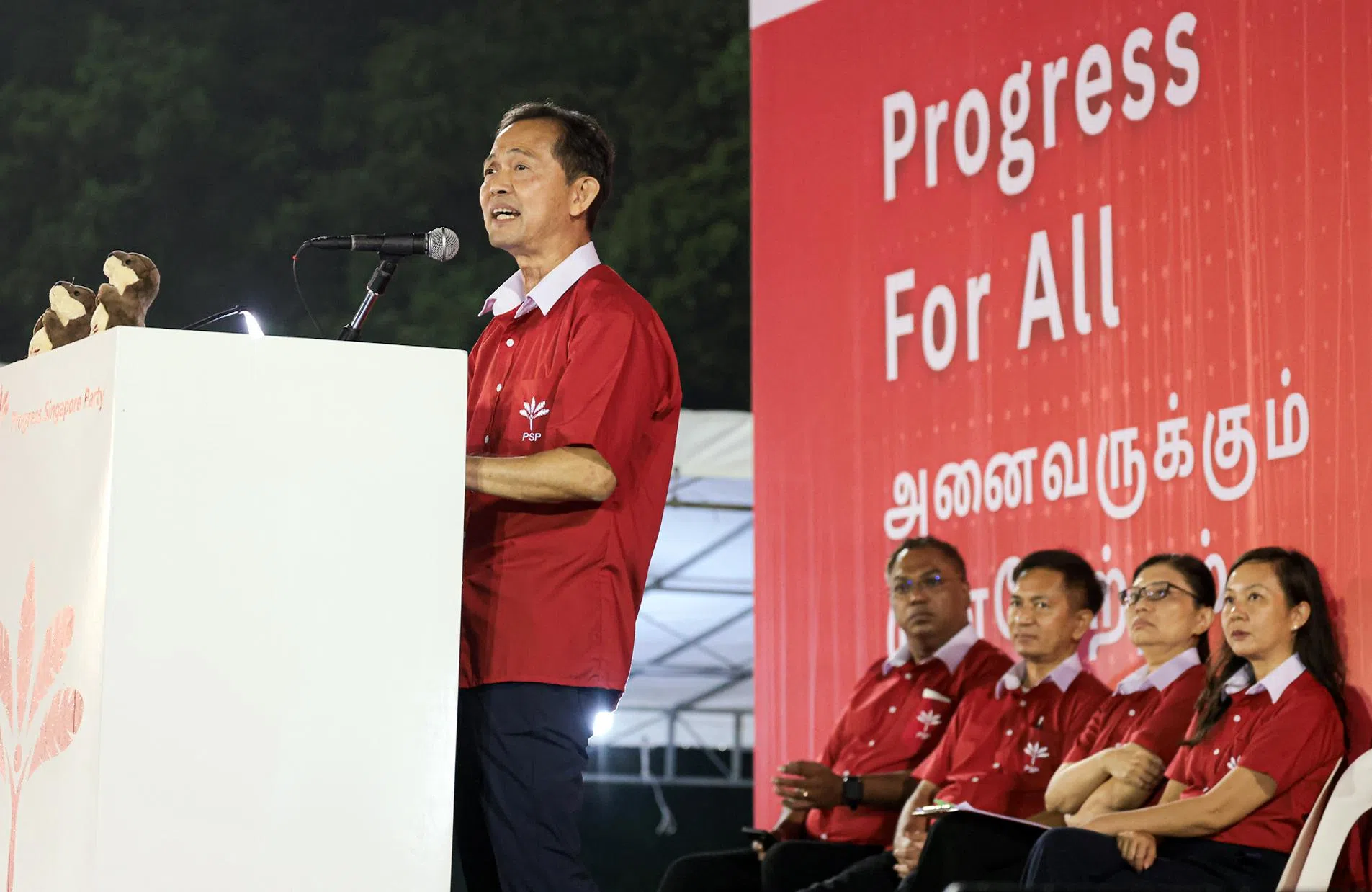 前进党秘书长梁文辉说，全国大选中，选民投票决定的不仅是市镇理事会的管理员，更是能够为人民发声并参与制定国家政策的国会议员。（李冠卫摄）