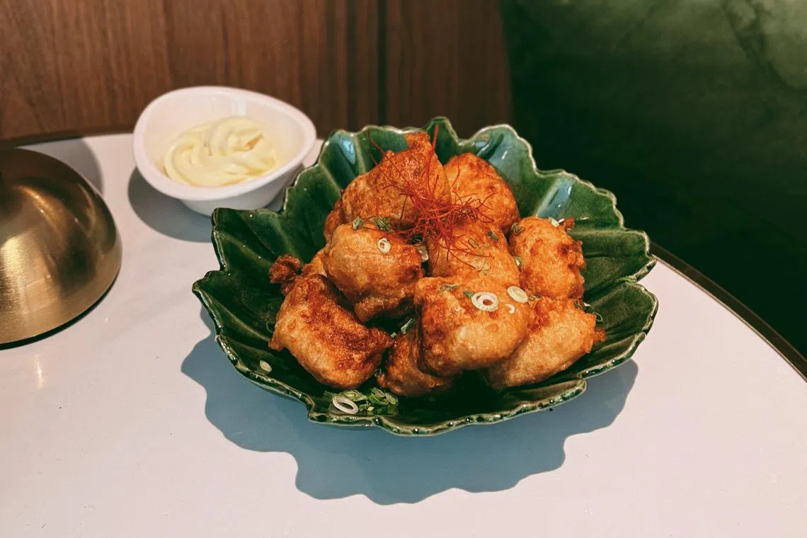 Botany的新小吃炸乌打块配美奶滋。（餐馆提供）