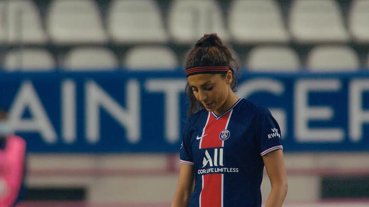 《娜迪亚》聚焦球星。（剧照由片商提供）