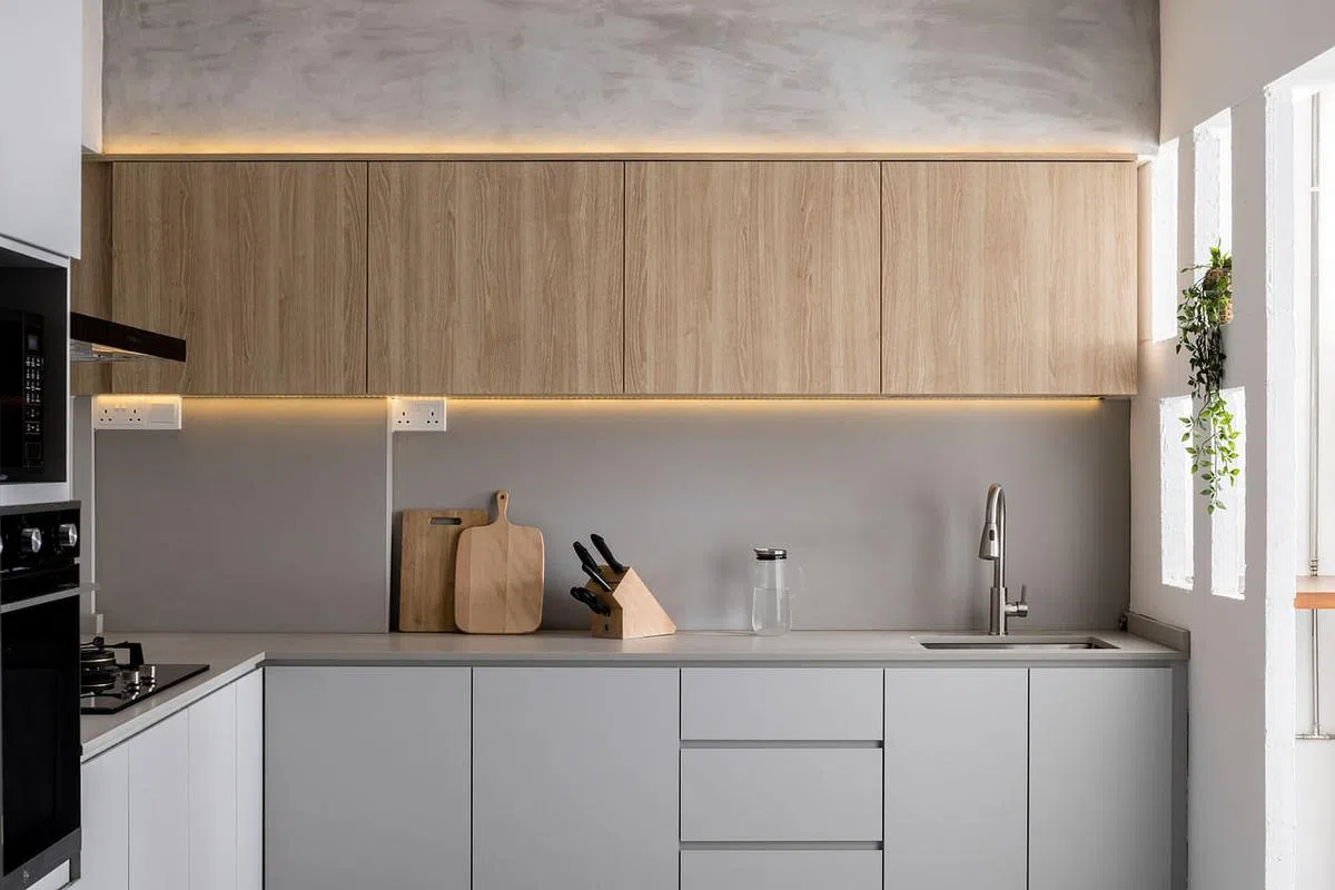 厨房将工业感与和风相融。