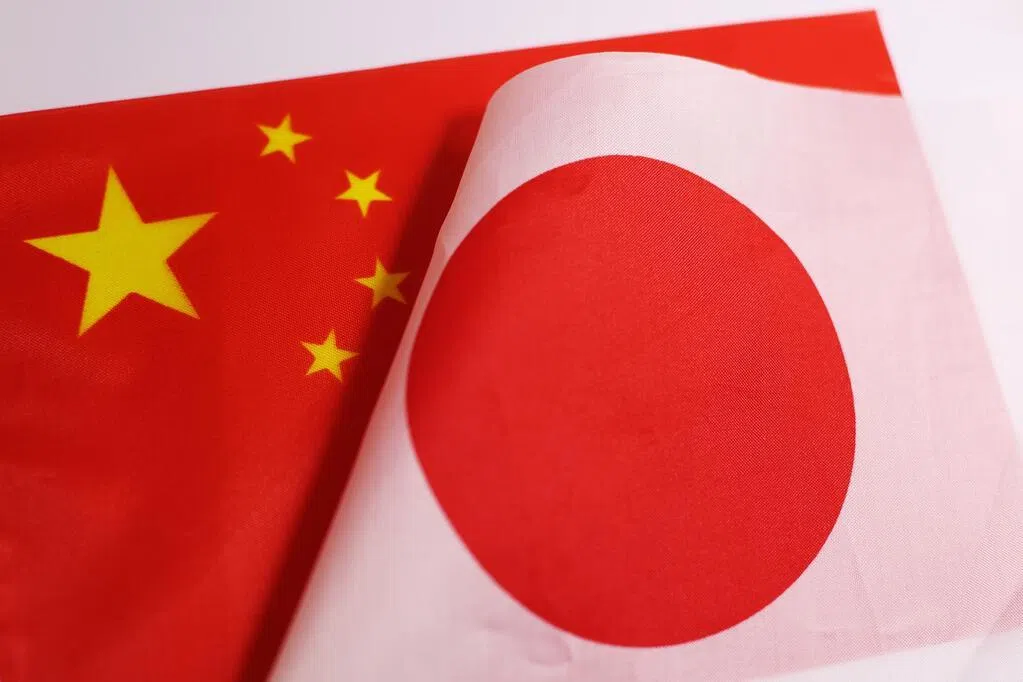 日外长就南中国海仲裁案言论 中国外交部提严正交涉