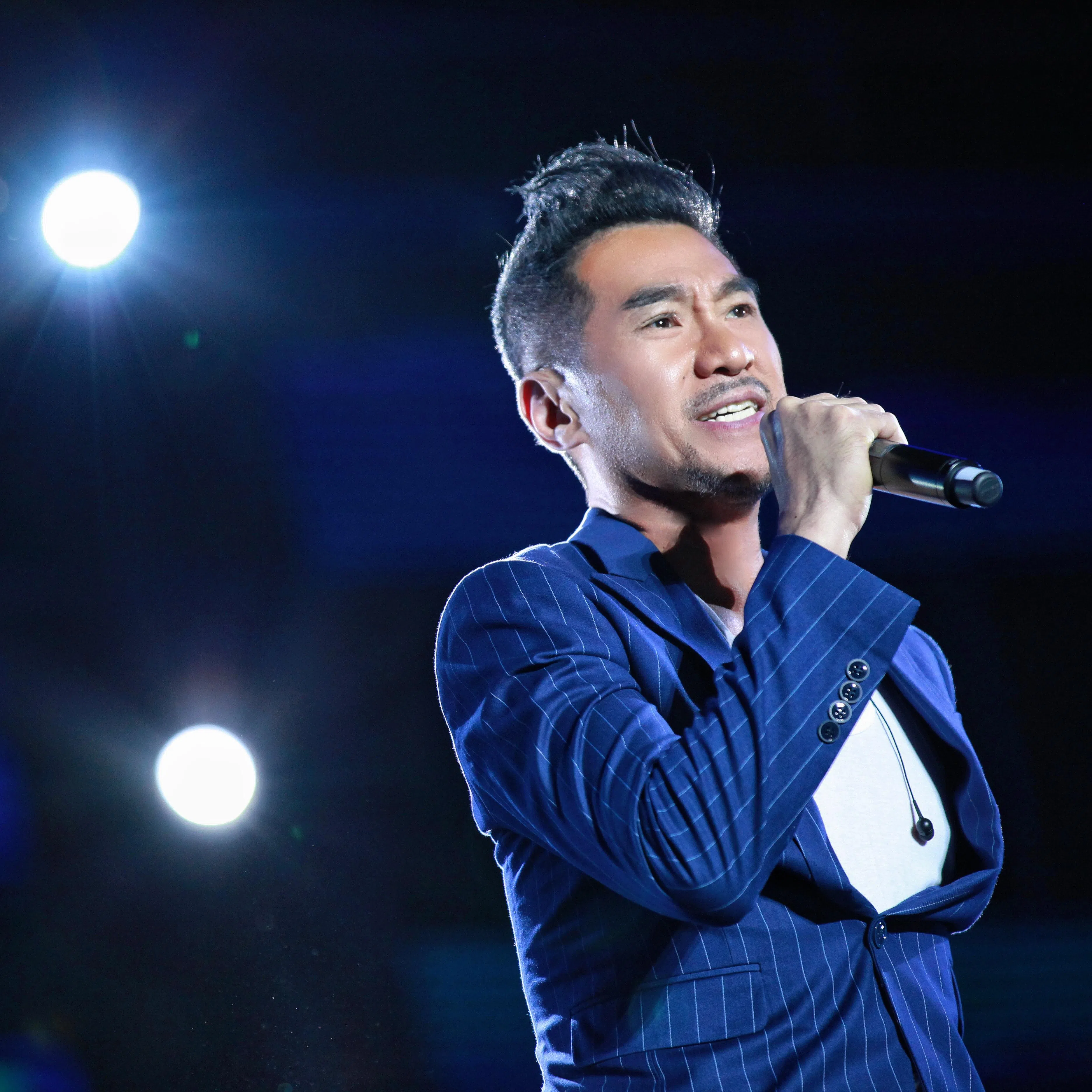 文章早年出道的歌曲以高亢激昂著称。（创时代提供）