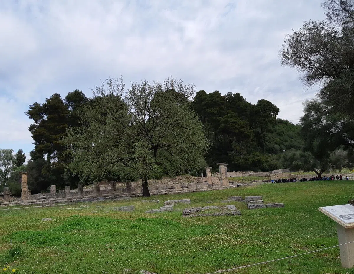 派洛皮翁的坟墓地点。