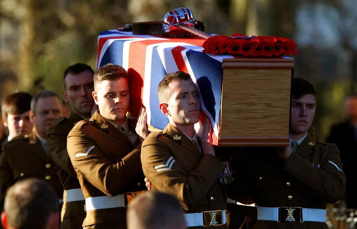 特朗普称赞英国军队伟大勇敢 淡化阿富汗言论影响