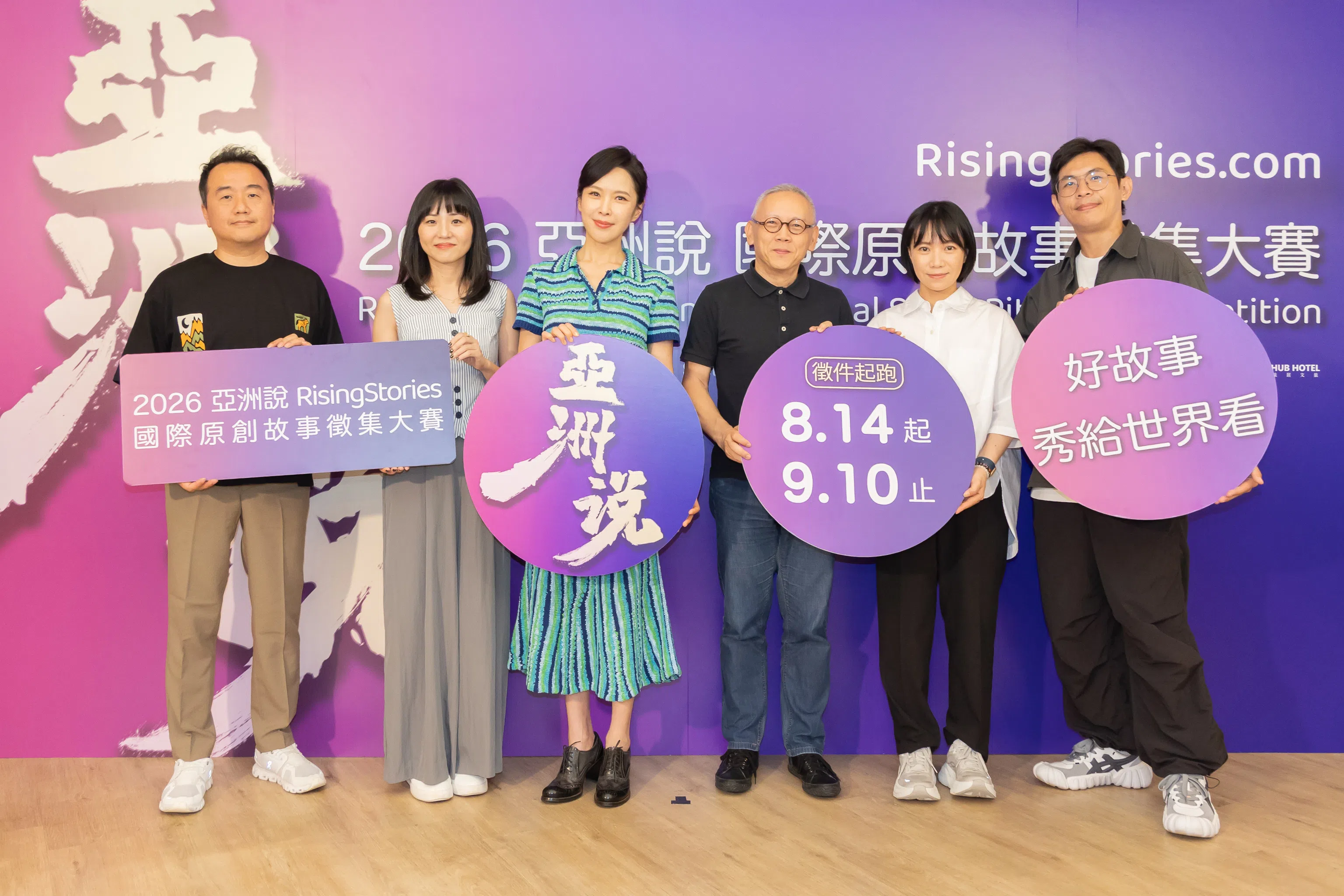 “亚洲说”评审团陈亮材（左起）、杨宛儒、天心、杨志光、姜瑞智和蔡𫖮禾出席媒体茶叙。（七十六号原子提供）
