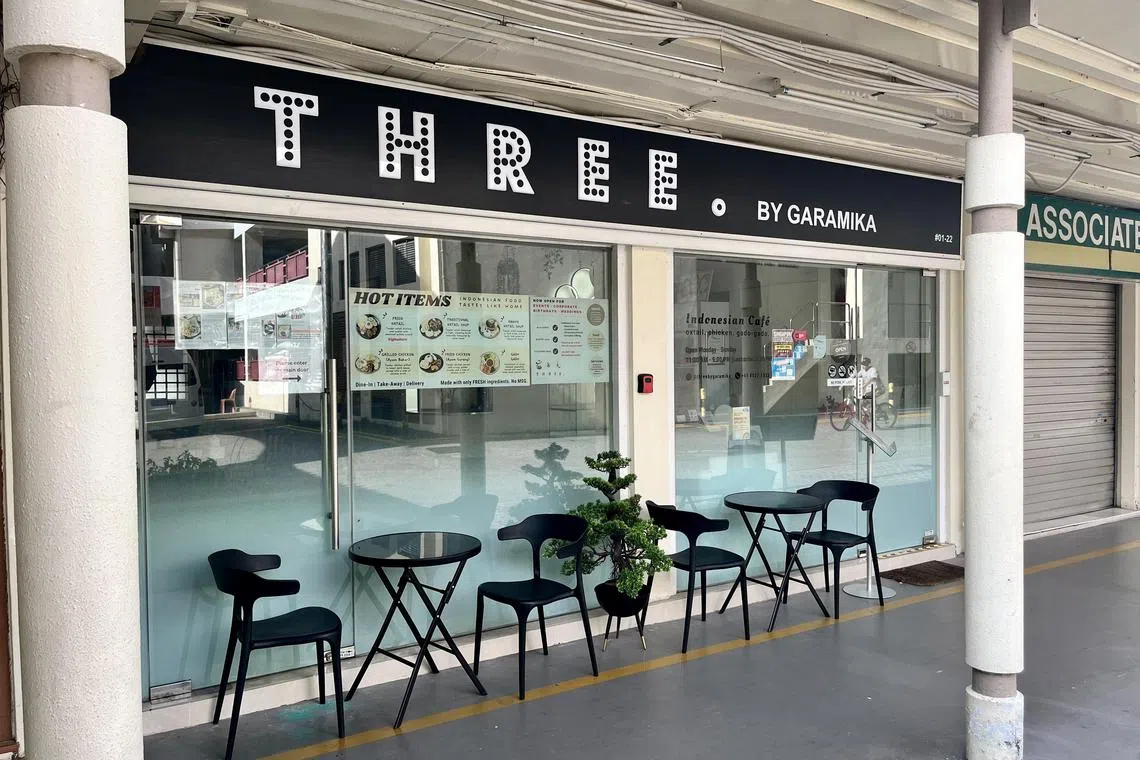 THREE. by Garamika为街坊提供地道印尼料理，由印尼茂物移居本地的三朵姐妹花创办。（陈映蓁摄）