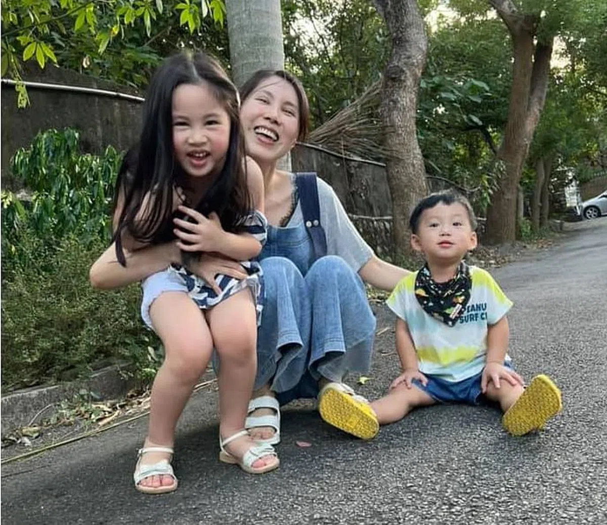 余苑绮育有一对年幼的子女。（取自面簿）
