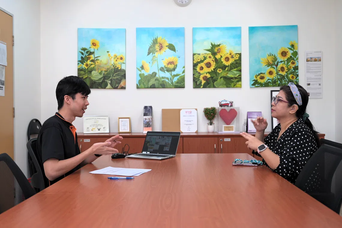 罗淑凤曾到新加坡聋人协会寻求就业帮助。（视频截图）