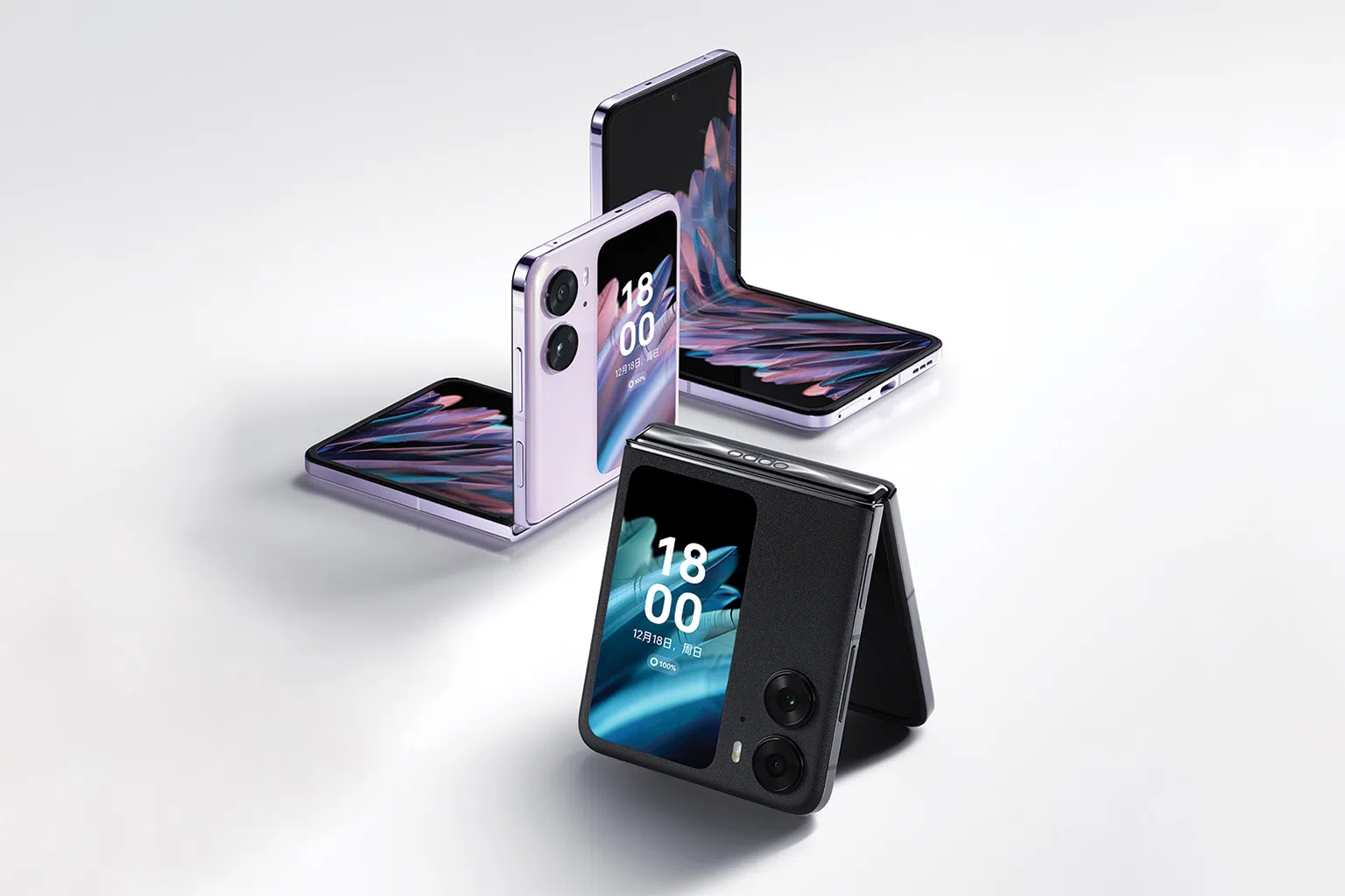 Oppo今年初在新加坡上市的上下折叠手机Find N2 Flip。（图/Oppo提供）