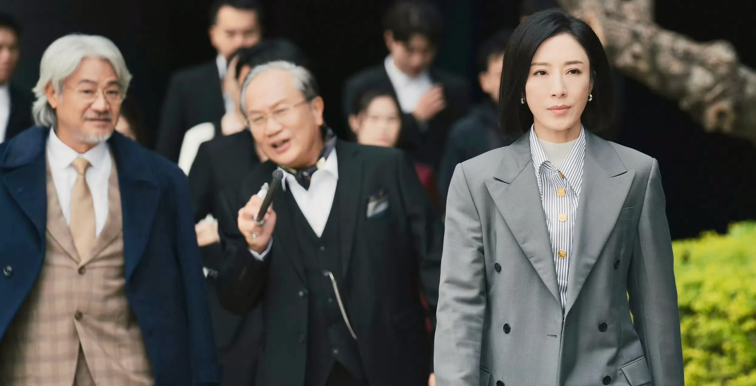 除了杨茜尧（右）演技在线，资深演员尹扬明（左起）和郭锋为《黑色月光》增添不少看点。（互联网）