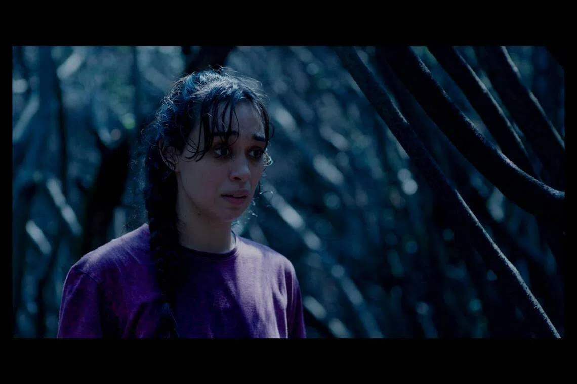 《骨灵》娜塔莉亚·索利安因怀孕感到焦虑。（邵氏机构）