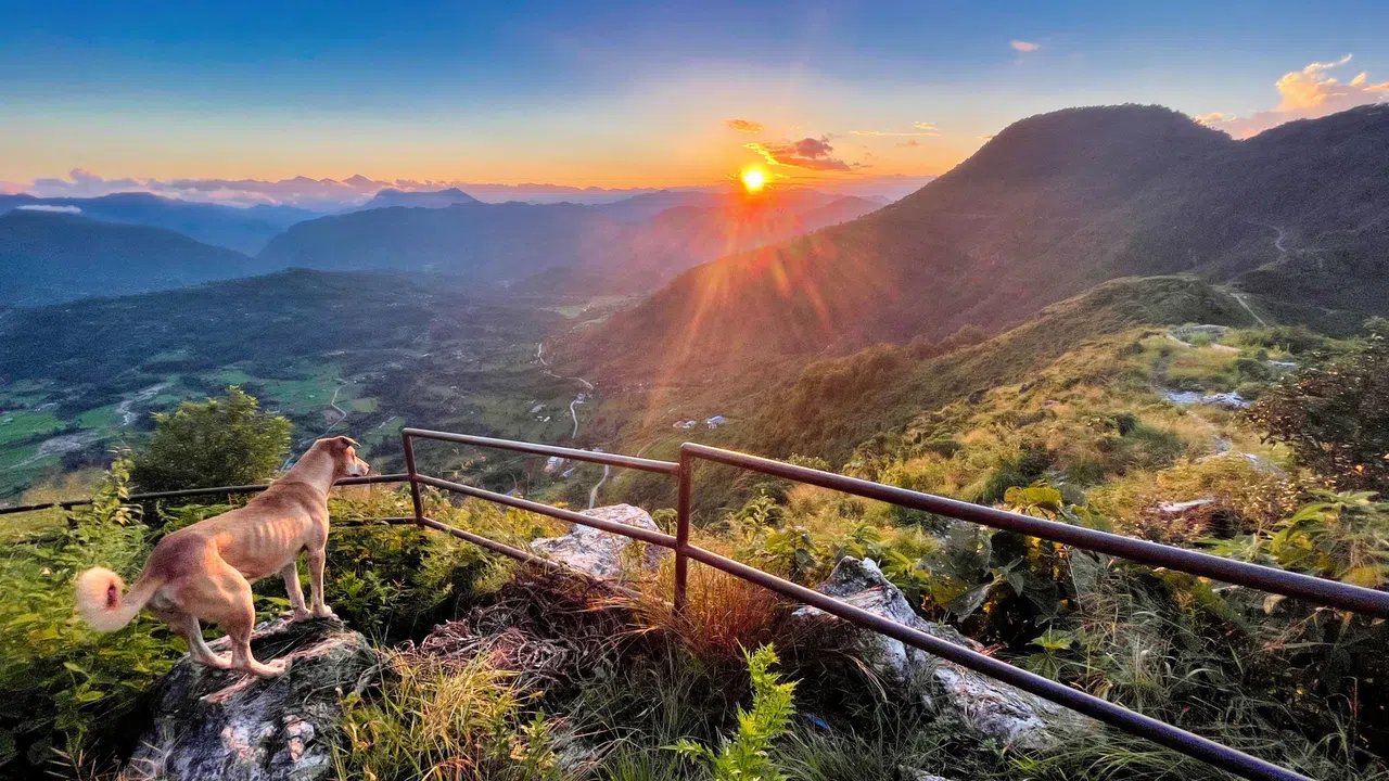 加都和博卡拉以外一些地区如班迪普尔，有一些较短的徒步路线。 （洪伟喜摄）