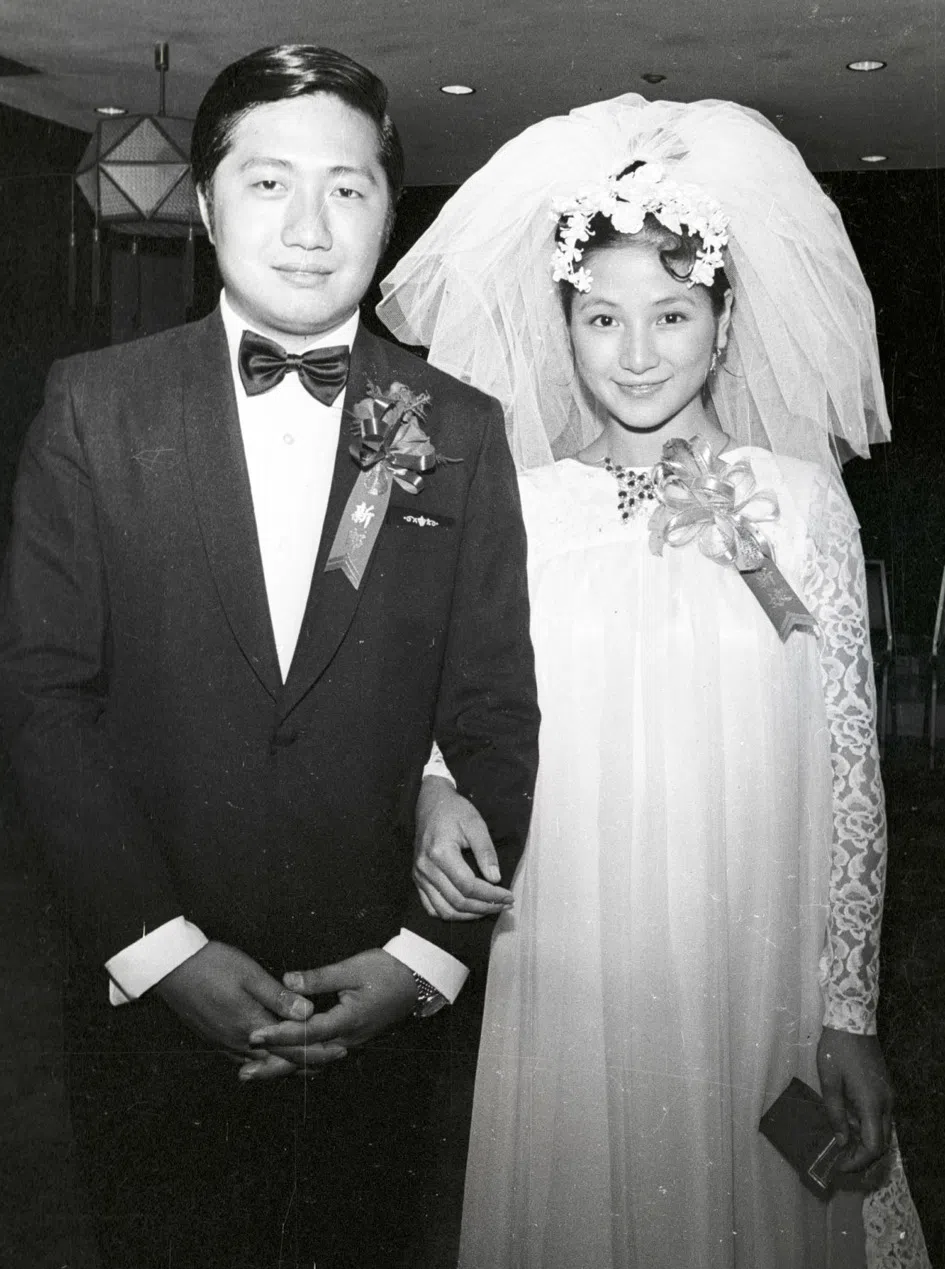 郑佩佩1970年7月与原文通在台北国宾饭店补办婚礼。（互联网）