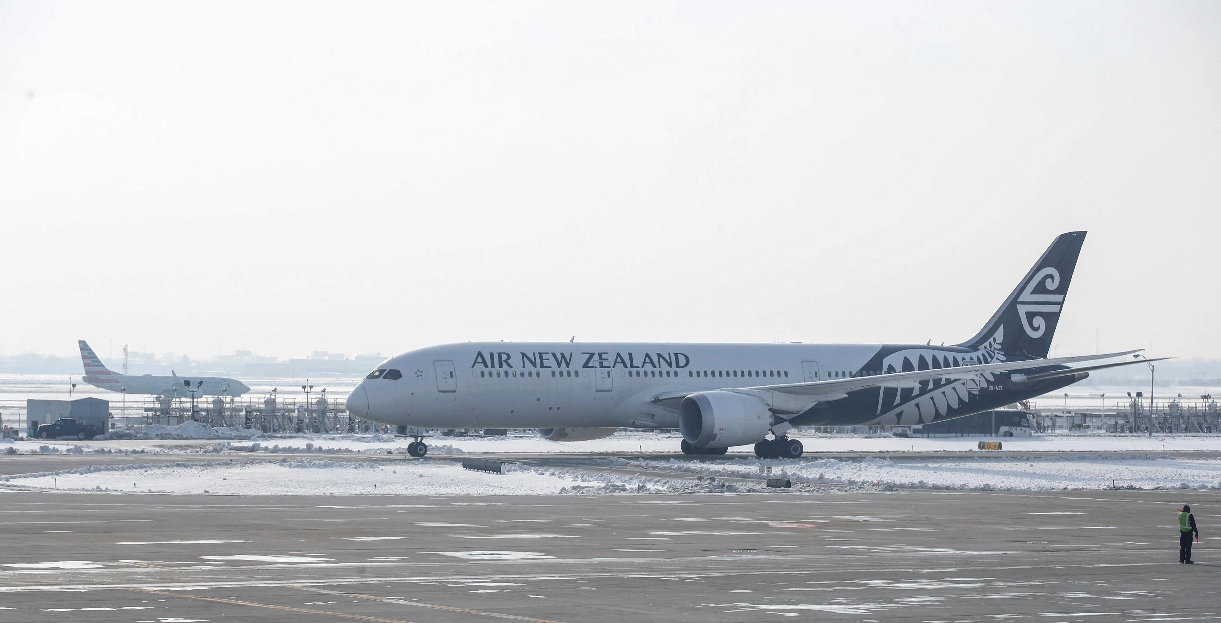 新西兰航空因投资的澳大利亚安捷航空（Ansett）不断亏损，在2001年陷入严重财务困境，新西兰政府出手救助后，新航的持股被大幅摊薄。（路透社）