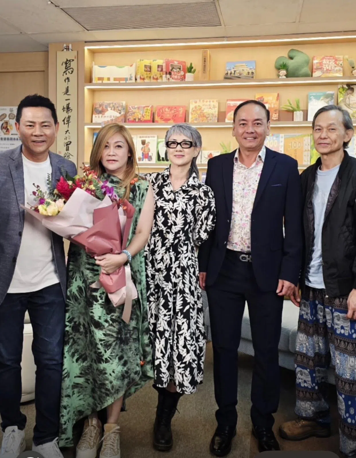 段伟明（右起）、翁嘉鸿和陈碧凤，受邀上杨莉冰和朱永钦主持的《冰客钦谈》。（档案照）