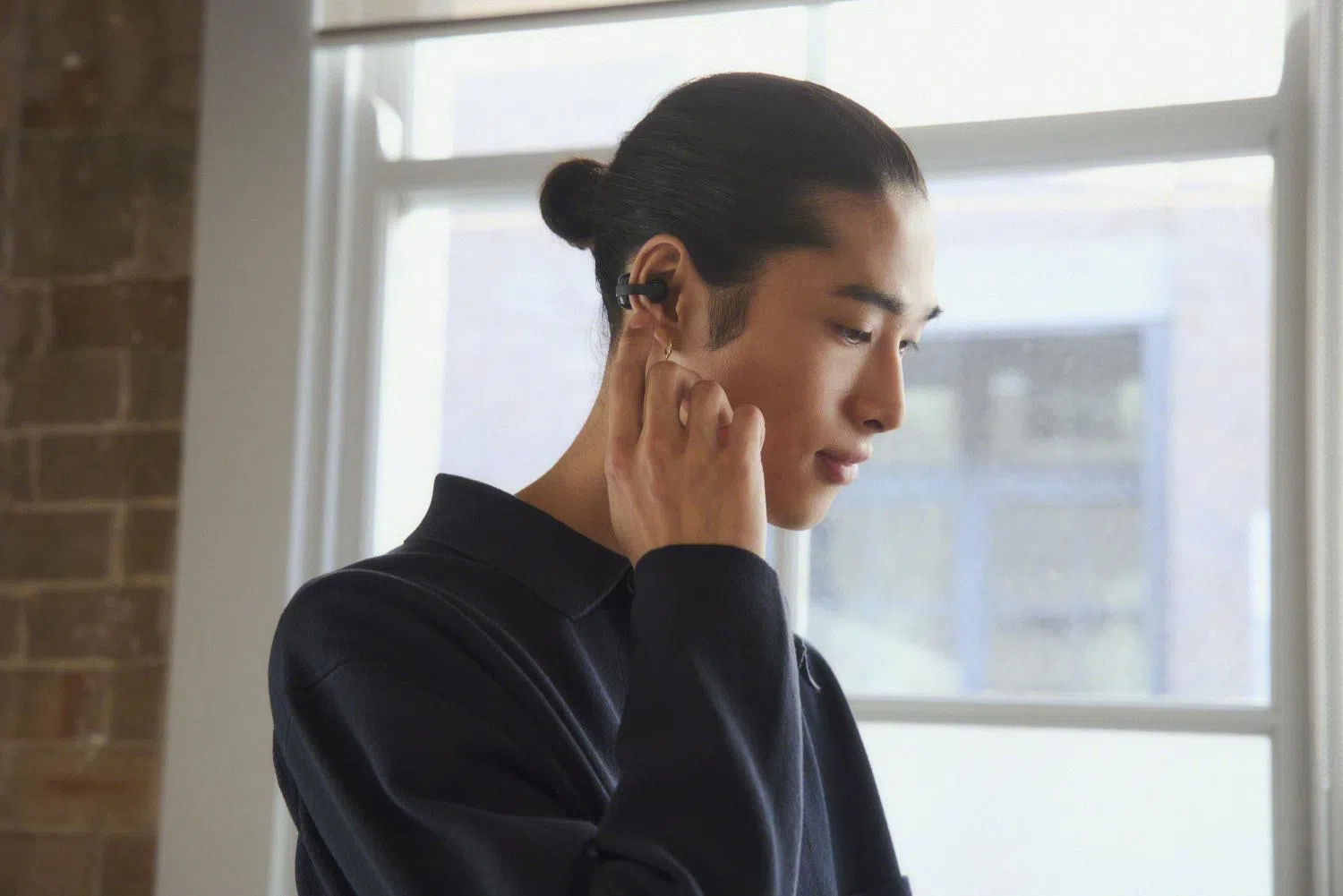 LinkBuds Clip使用双击和三击触控操作。（厂商提供）