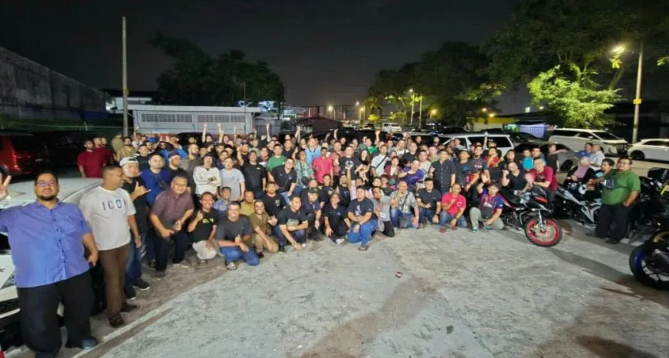 柔佛约150名跨境包车服务业者和司机星期三（7月30日）成立“南马私召车协会”，计划向马来西亚与新加坡政府申请跨境载客服务合法化。（东方日报）