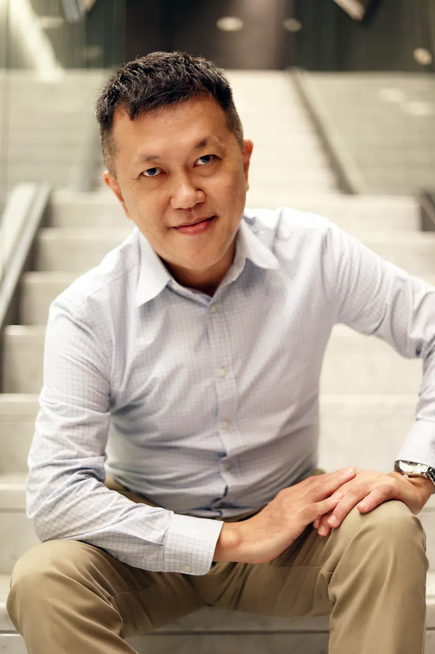 语凡本名曾国平，近年写作产量高，并屡屡得奖。（档案照）