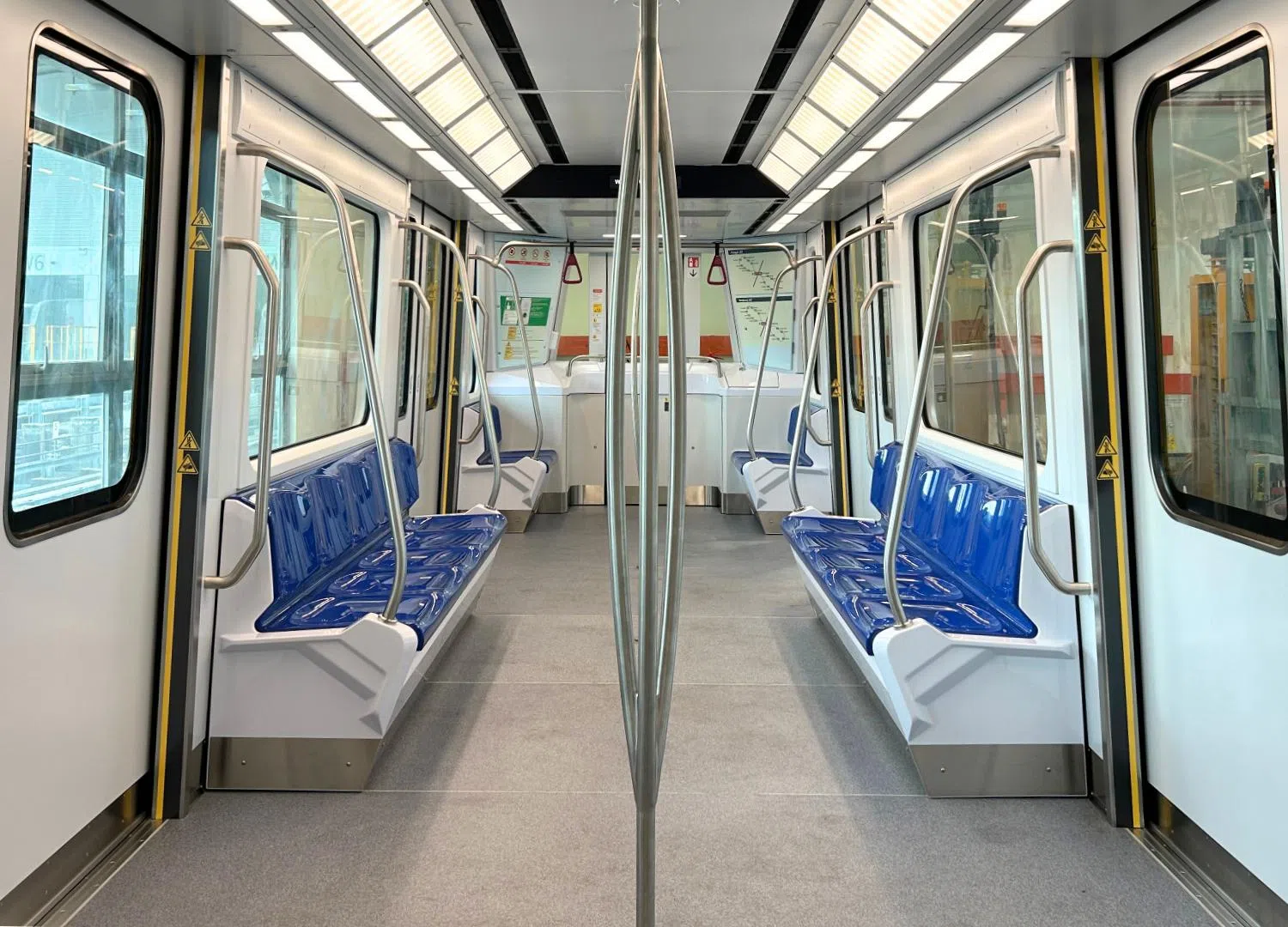 为提升乘车体验，新列车优化了座椅设计。（陆交局提供）