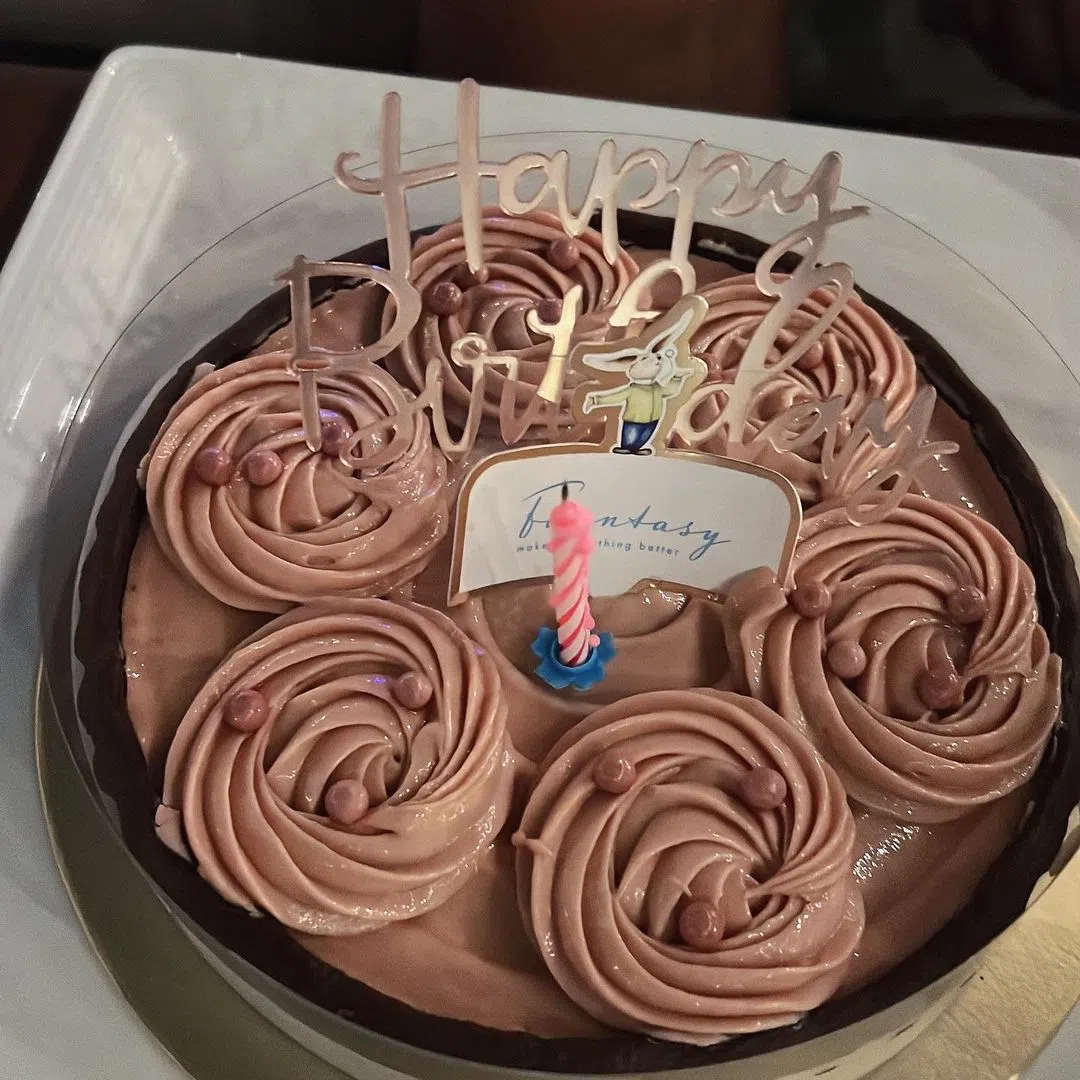 范文芳特别为老公准备的生日蛋糕。（取自范文芳IG）