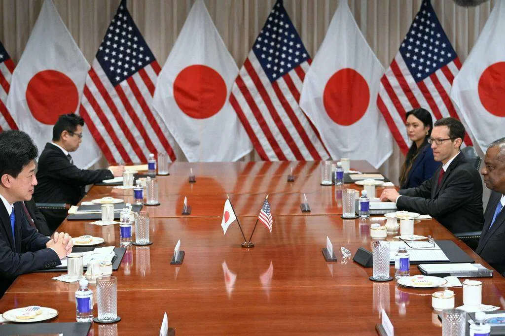 日美防长会晤 美国同意让日本提前一年获战斧导弹 | 联合早报
